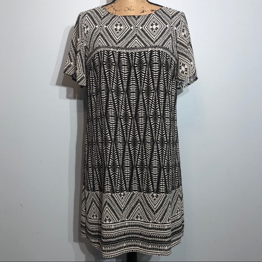 Unbranded Black & White Dress Women's Size Medium